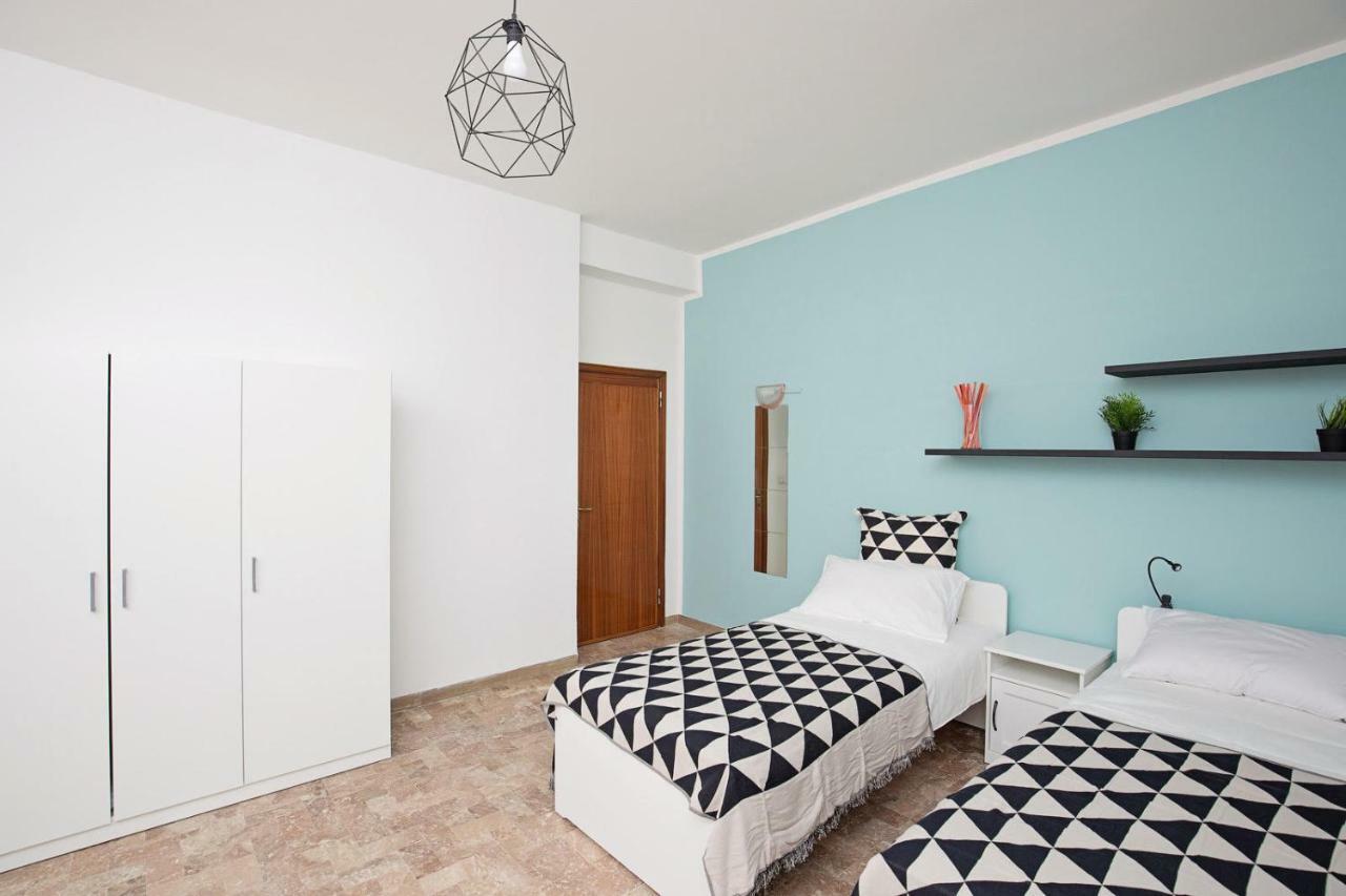 Ponte Tiberio Apartment Rimini Exterior foto
